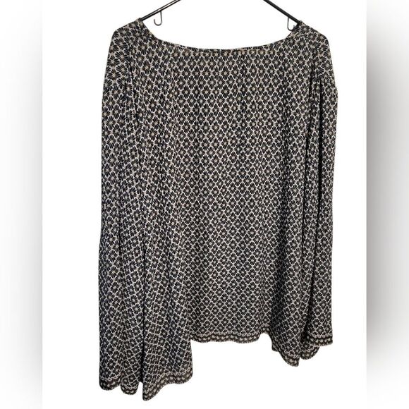 #80 Max Studio Drapey Flowy Loose Fit Womens Blouse, Plus Size 3X - Picture 2 of 11